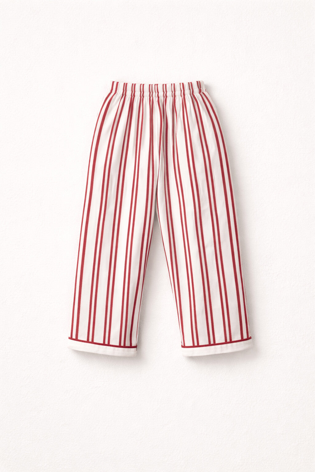 Kids off white striped dual pocket night suit – child wearing front view