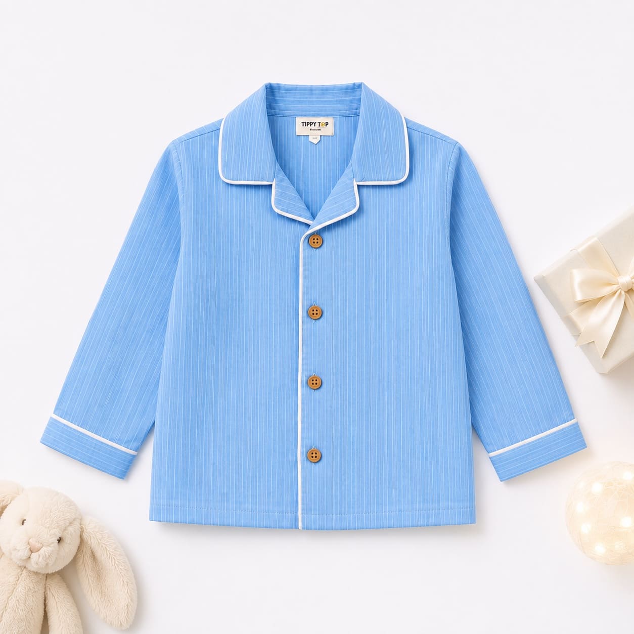 Kids blue solid night suit – child wearing front view